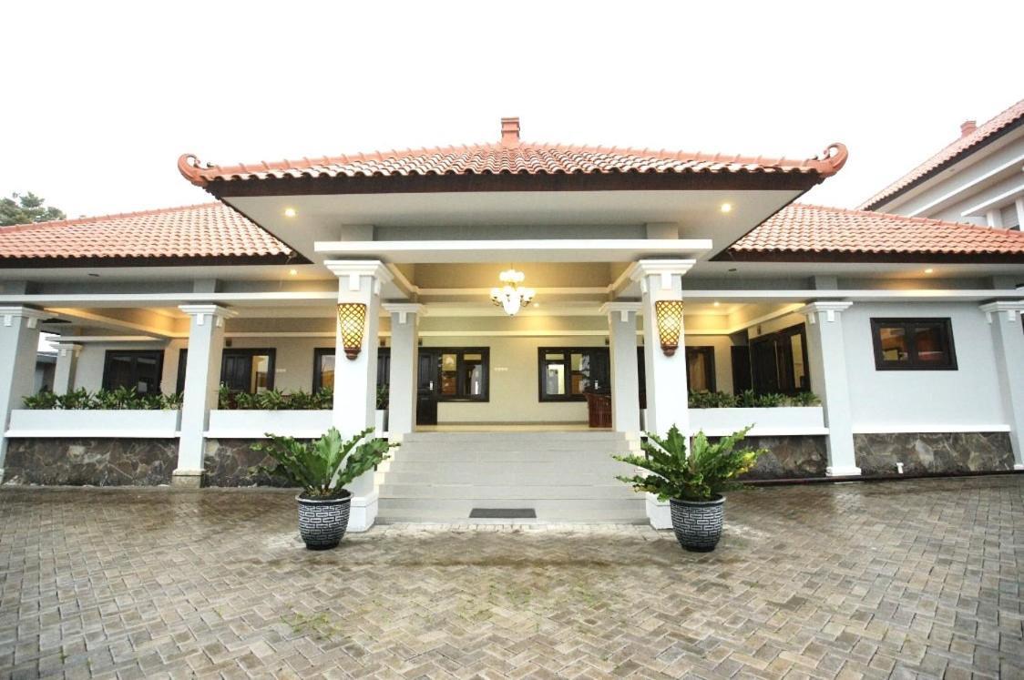 Avila Ketapan Rame Hotel Prigen Εξωτερικό φωτογραφία