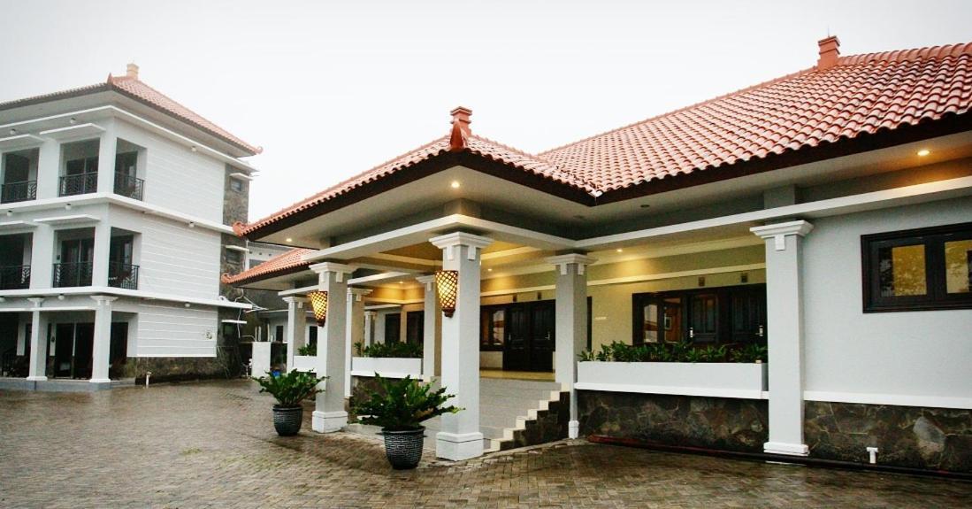 Avila Ketapan Rame Hotel Prigen Εξωτερικό φωτογραφία
