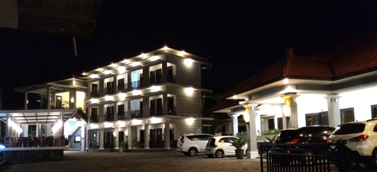 Avila Ketapan Rame Hotel Prigen Εξωτερικό φωτογραφία
