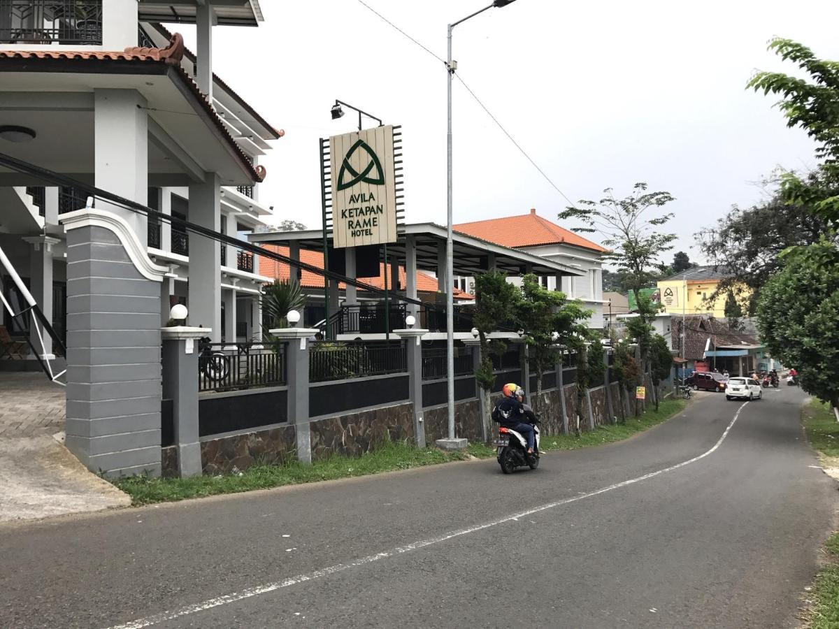 Avila Ketapan Rame Hotel Prigen Εξωτερικό φωτογραφία