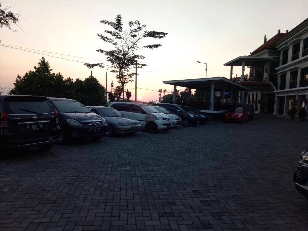 Avila Ketapan Rame Hotel Prigen Εξωτερικό φωτογραφία