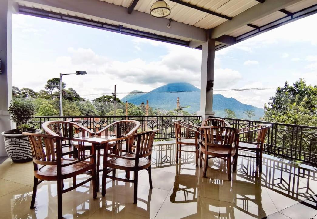 Avila Ketapan Rame Hotel Prigen Εξωτερικό φωτογραφία